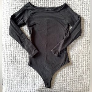 Women’s Abercrombie & Fitch Black Long Sleeve Bodysuit